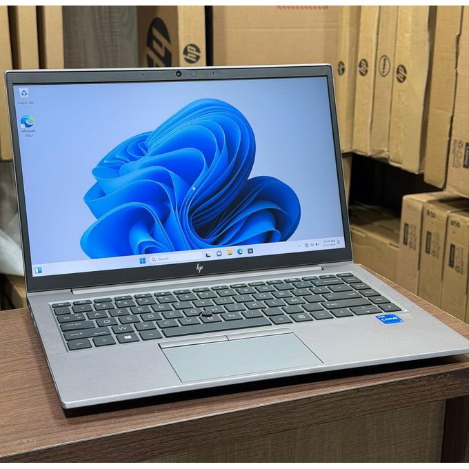 Hp Ordinateur Portable- ZBook Firefly 14 G8 Mobile Workstation PC